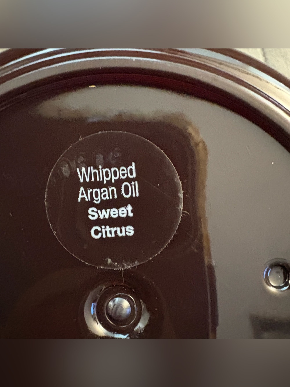 Josie Maran Whipped Argan Oil Body Butter Sweet Citrus 19 oz (560 Ml) Jumbo - Picture 7 of 9